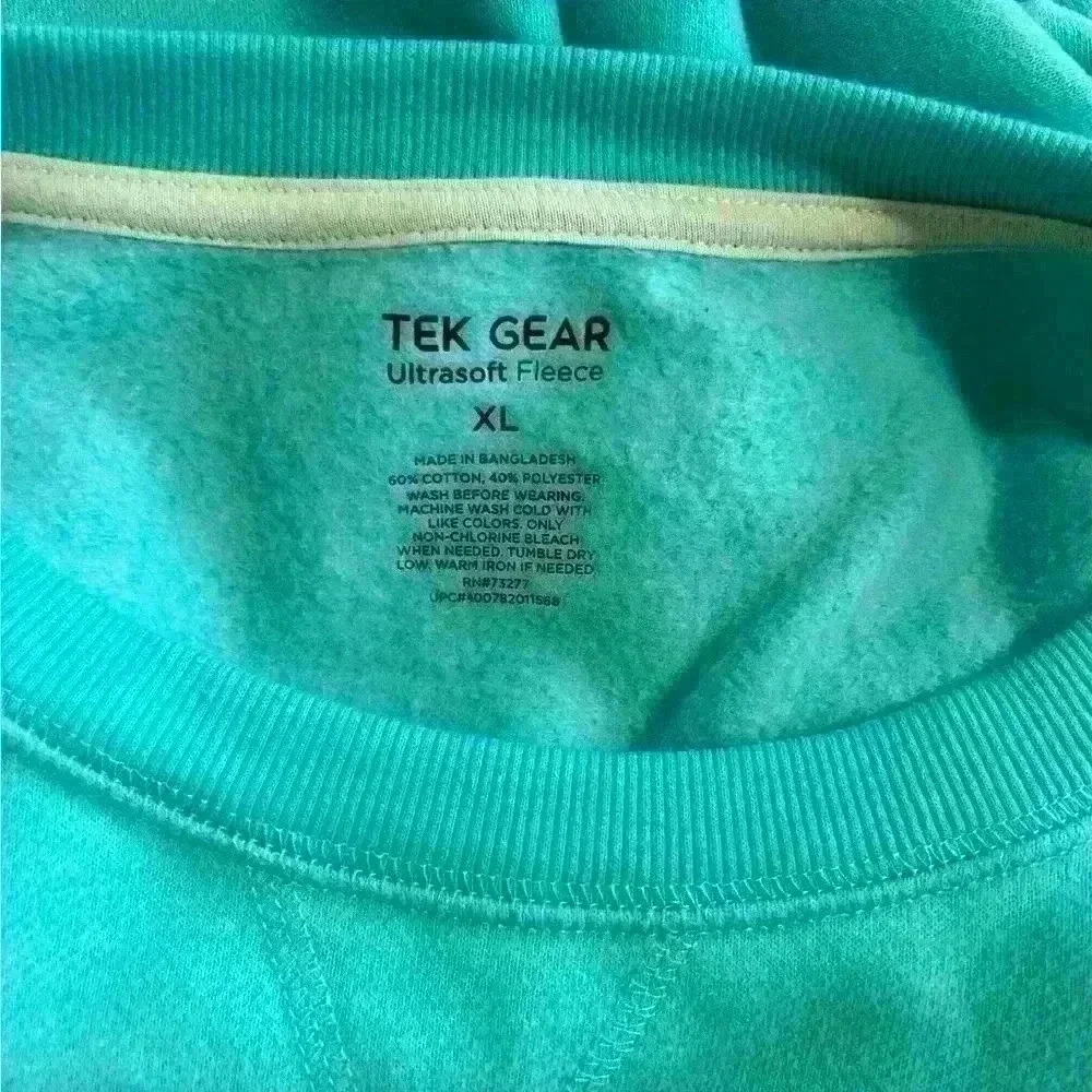 Tek Gear Kohls Mint Green Crew Neck Ultra Soft Fleece Sweatshirt - Picture 5 of 5